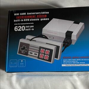 Retro Gaming Console with 620 Built-in Games - Gray